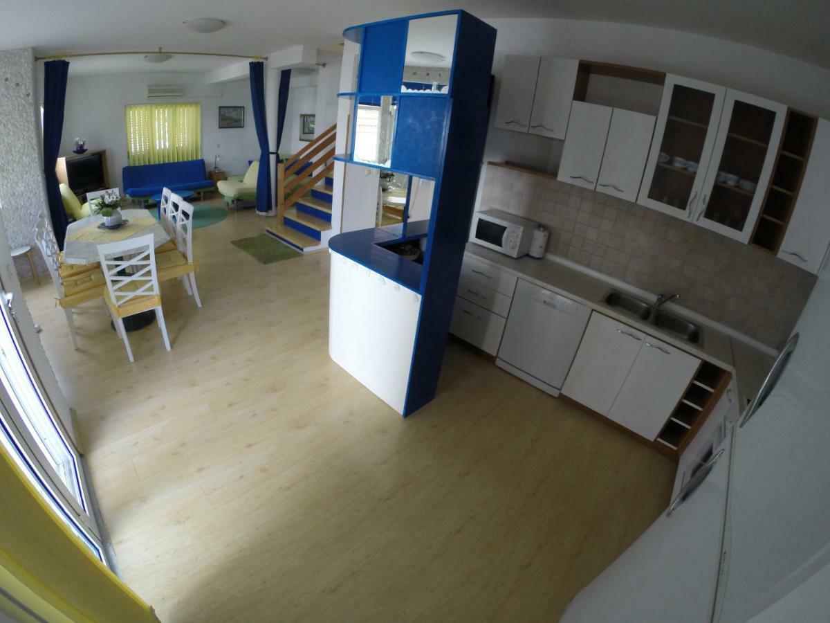Villa Kale Apartments Slatine Eksteriør billede