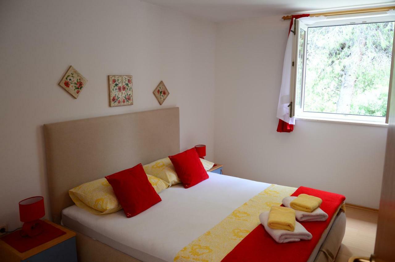 Villa Kale Apartments Slatine Eksteriør billede